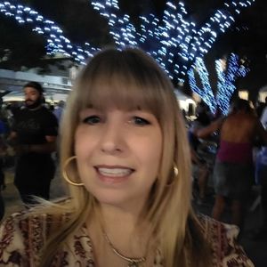 Meet your Posher, Heidi